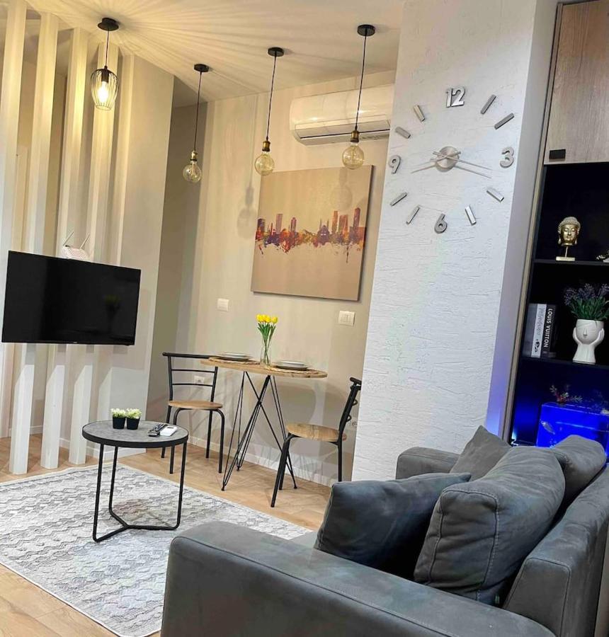 3D Apartament / Tirana City Center ภายนอก รูปภาพ